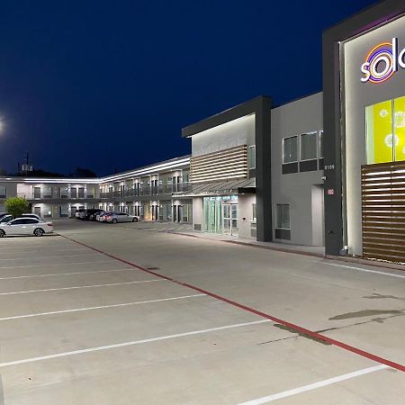 Hotel Solara I-45 & Hobby Airport Houston Bagian luar foto