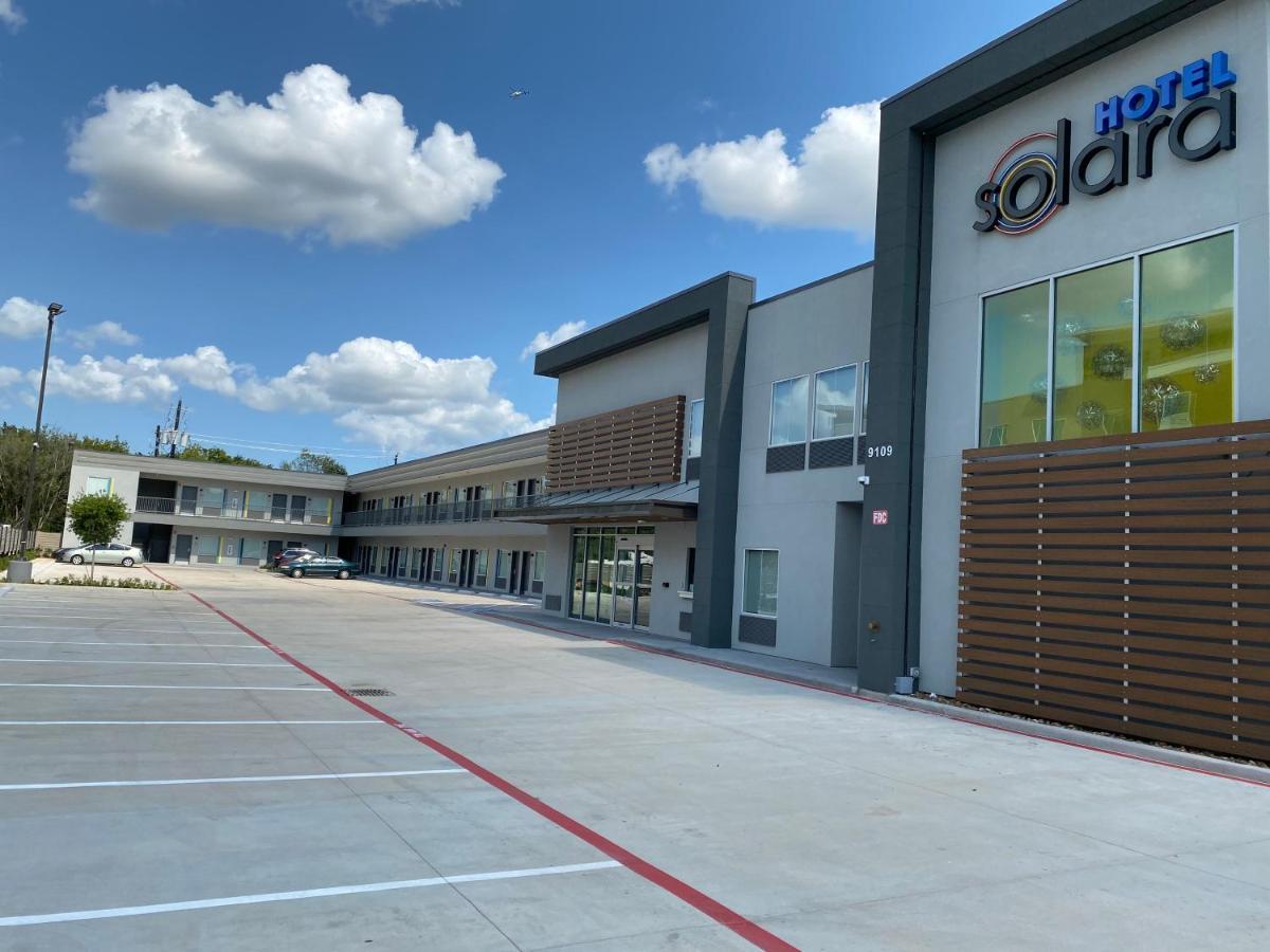 Hotel Solara I-45 & Hobby Airport Houston Bagian luar foto